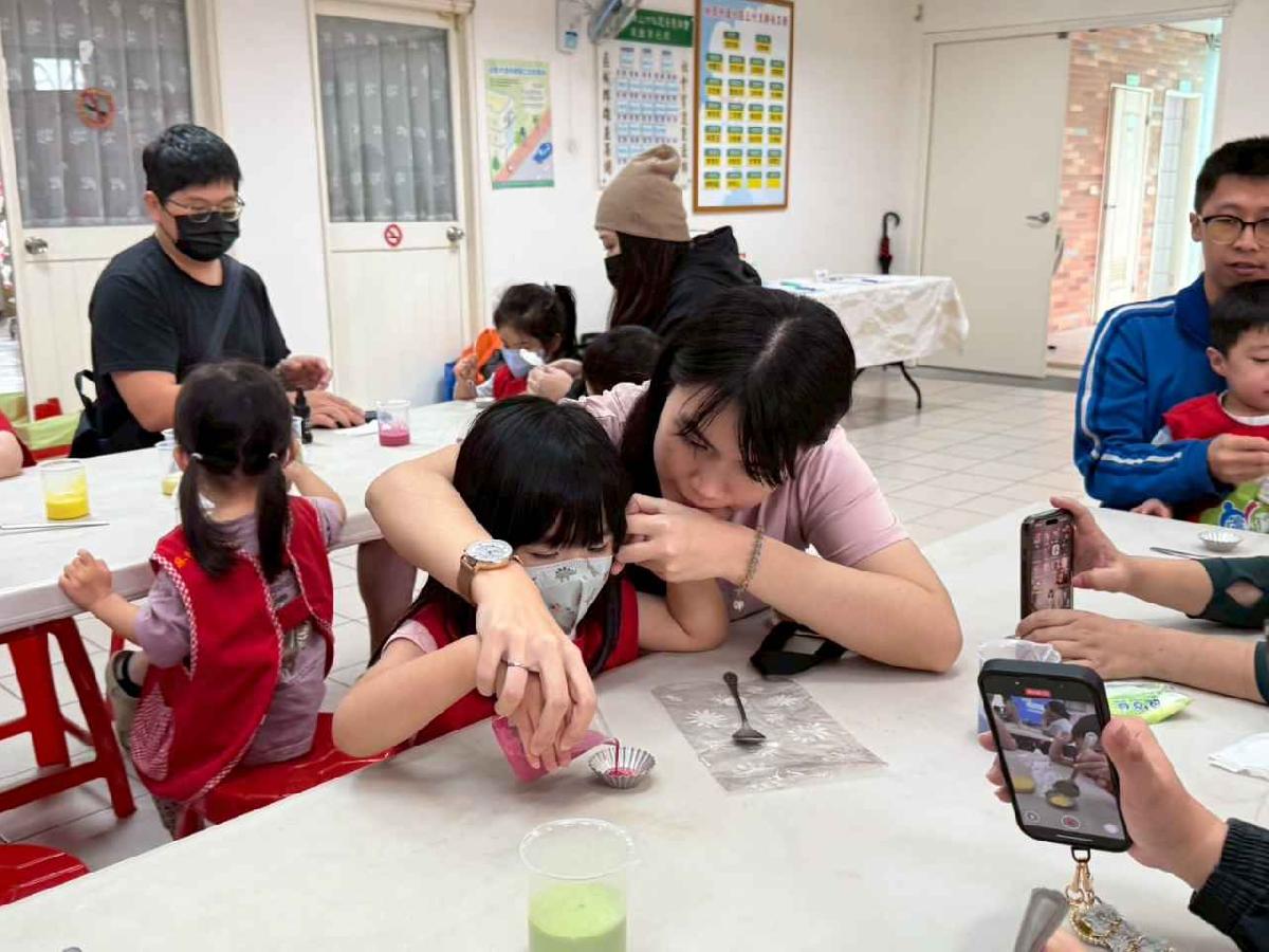 line_album_20260506母親節親子diy九層糕_260507_64
