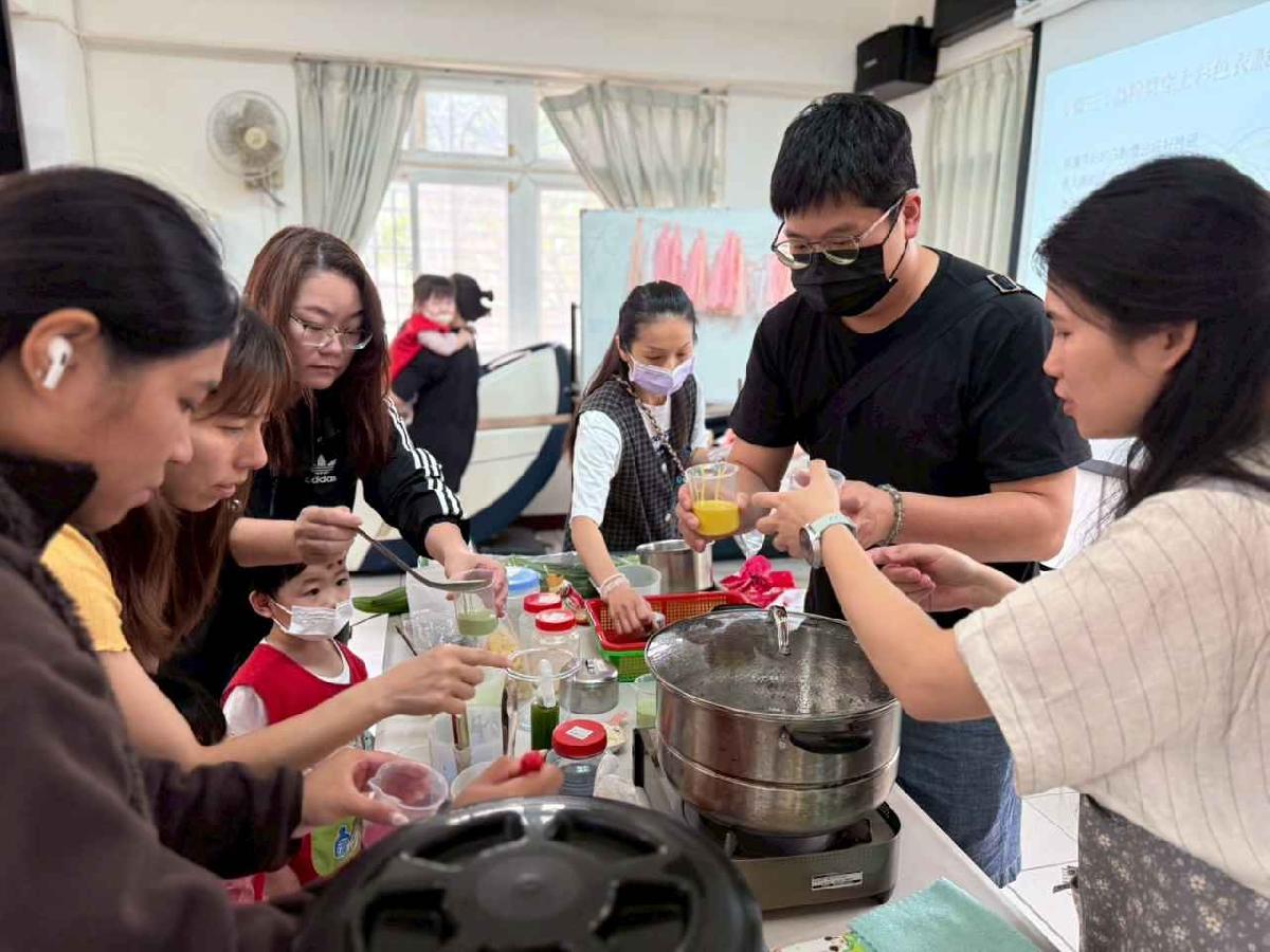 line_album_20260506母親節親子diy九層糕_260507_79
