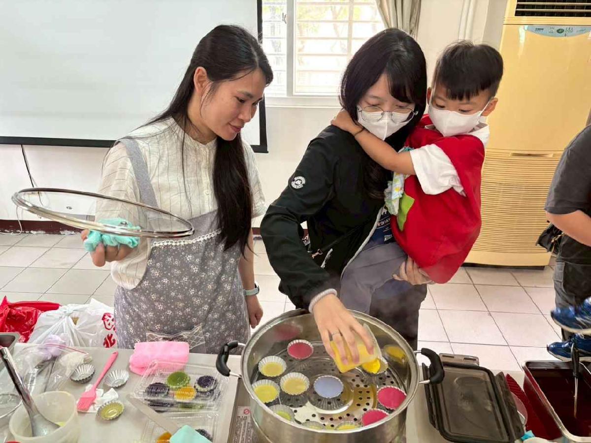 line_album_20260506母親節親子diy九層糕_260507_219