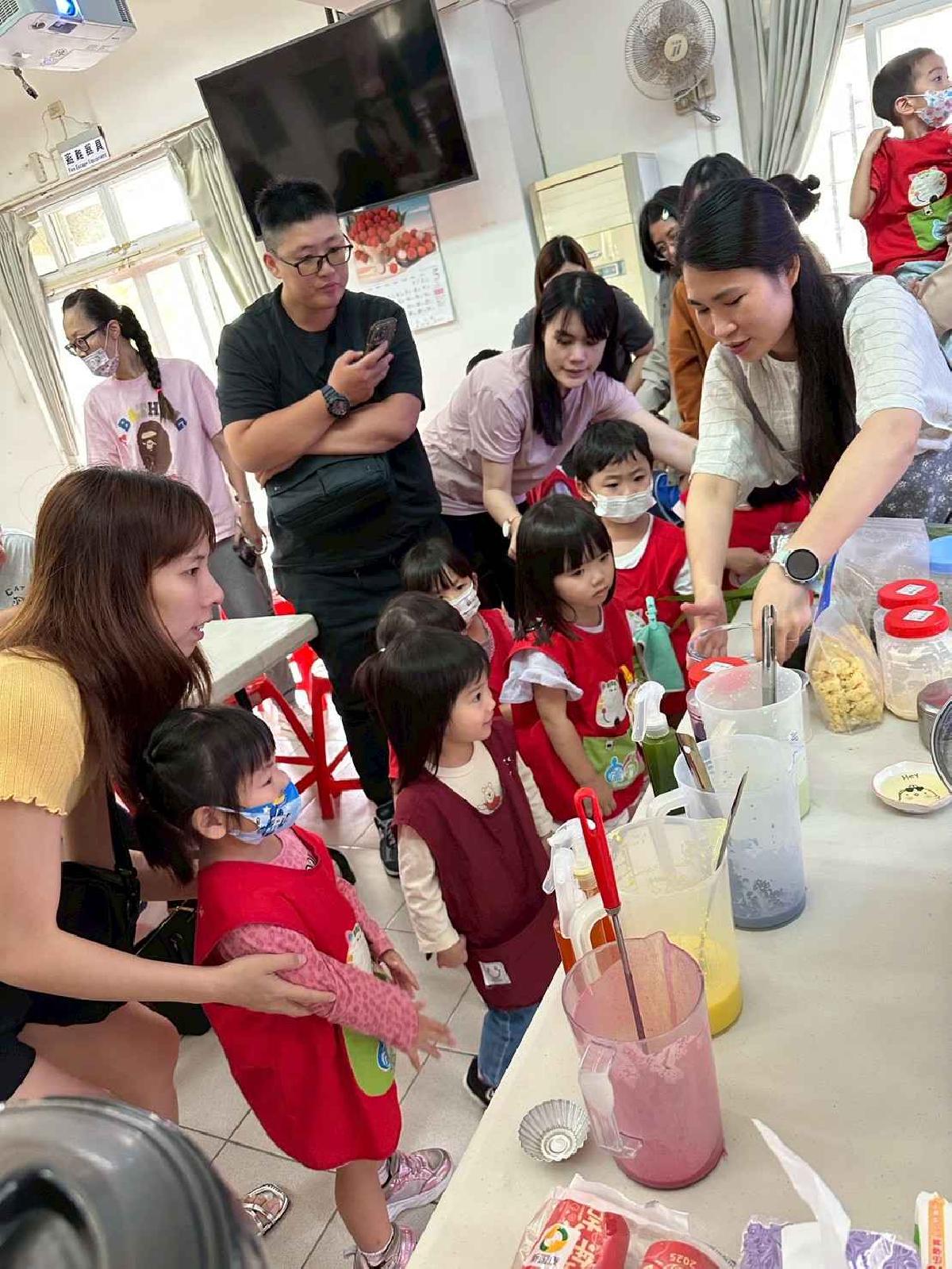 line_album_20260506母親節親子diy九層糕_260507_307