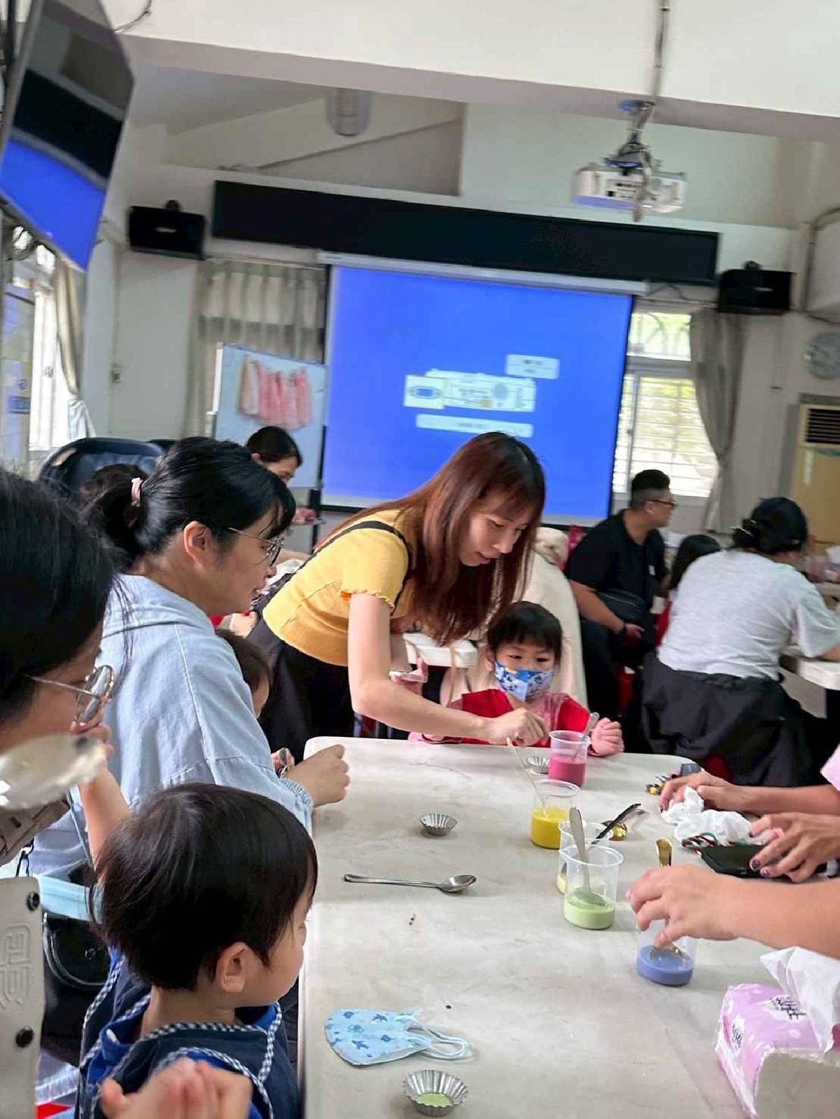line_album_20260506母親節親子diy九層糕_260507_315