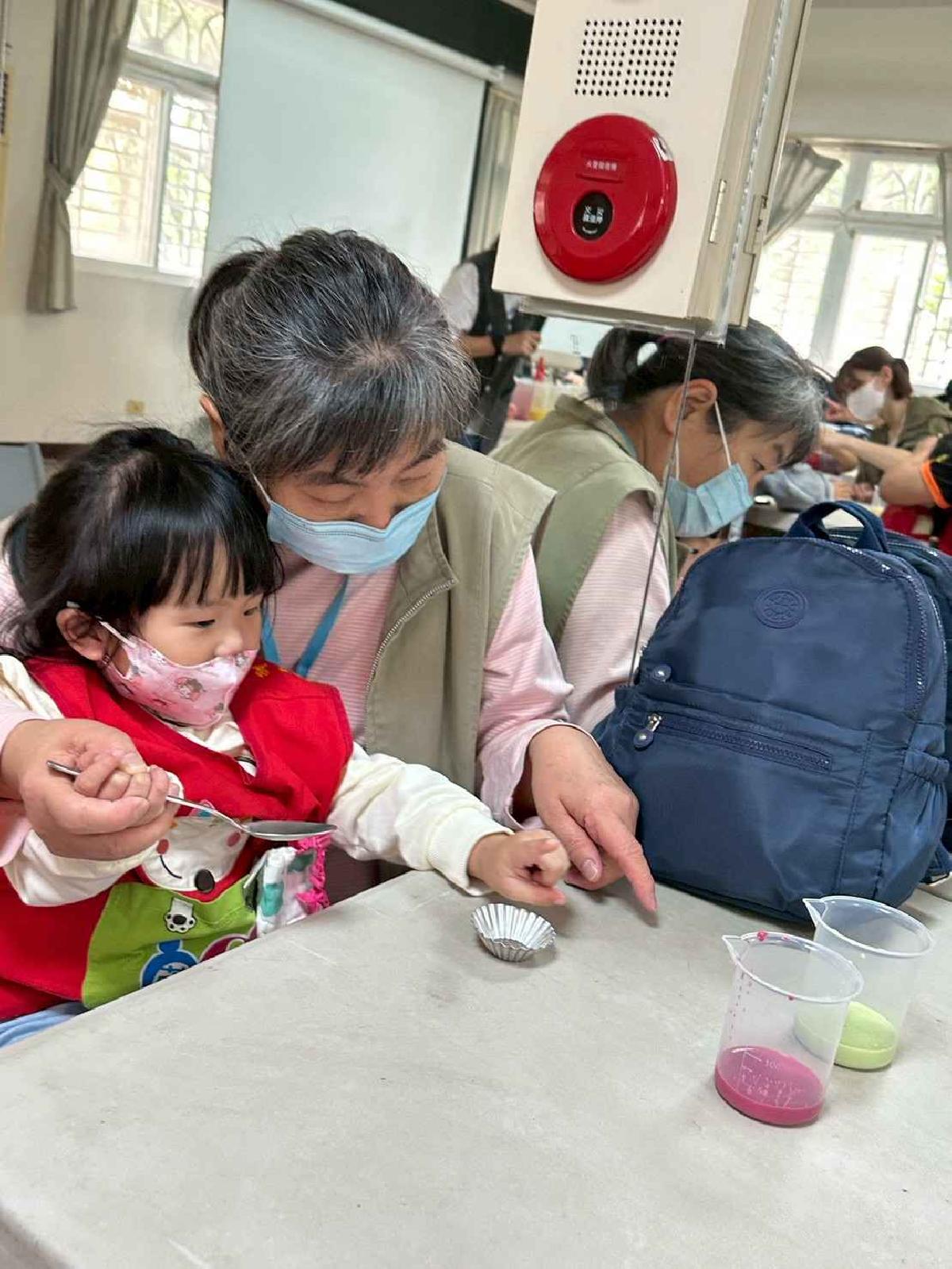 line_album_20260506母親節親子diy九層糕_260507_321