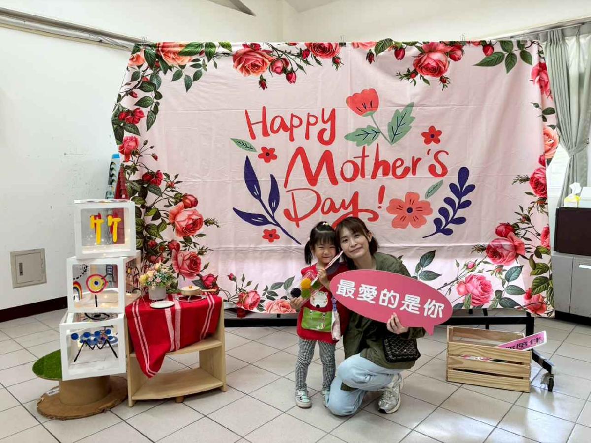 line_album_11556母親節合照_260507_20