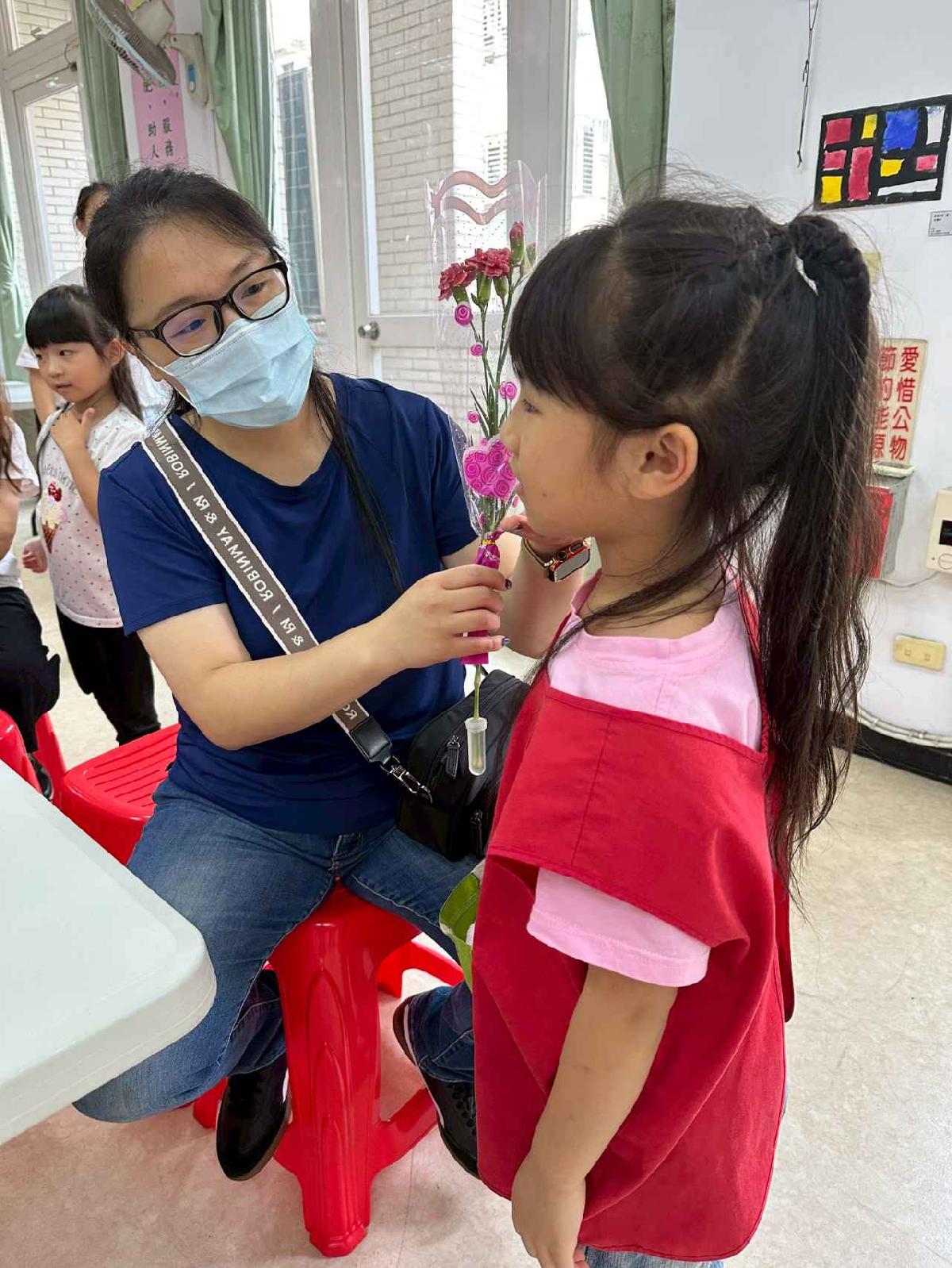 line_album_114-2母親節活動_260510_575