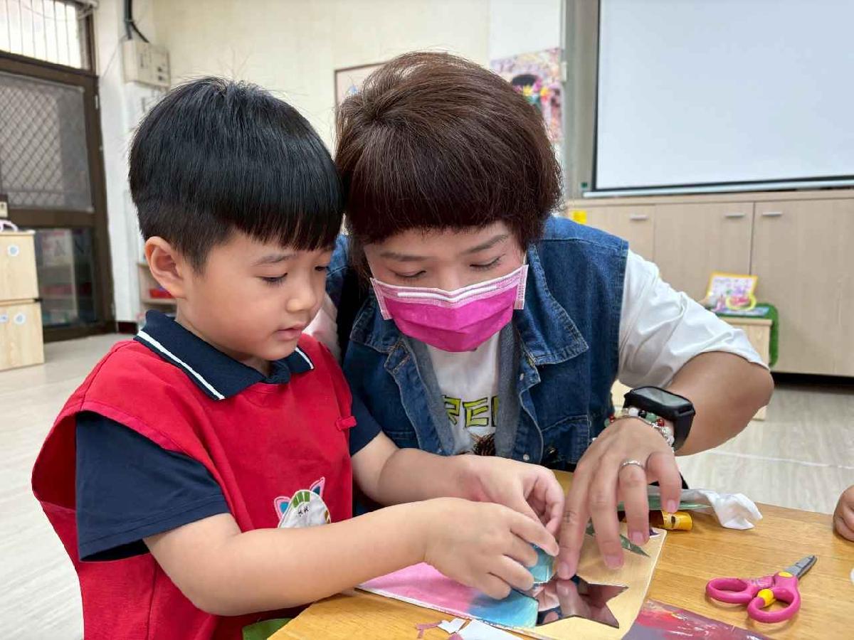 114學年度 母親節節慶活動 (92)