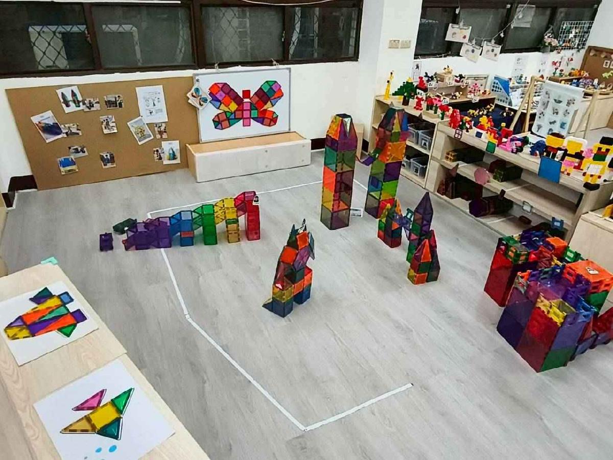新莊分班組合建構區-磁力片